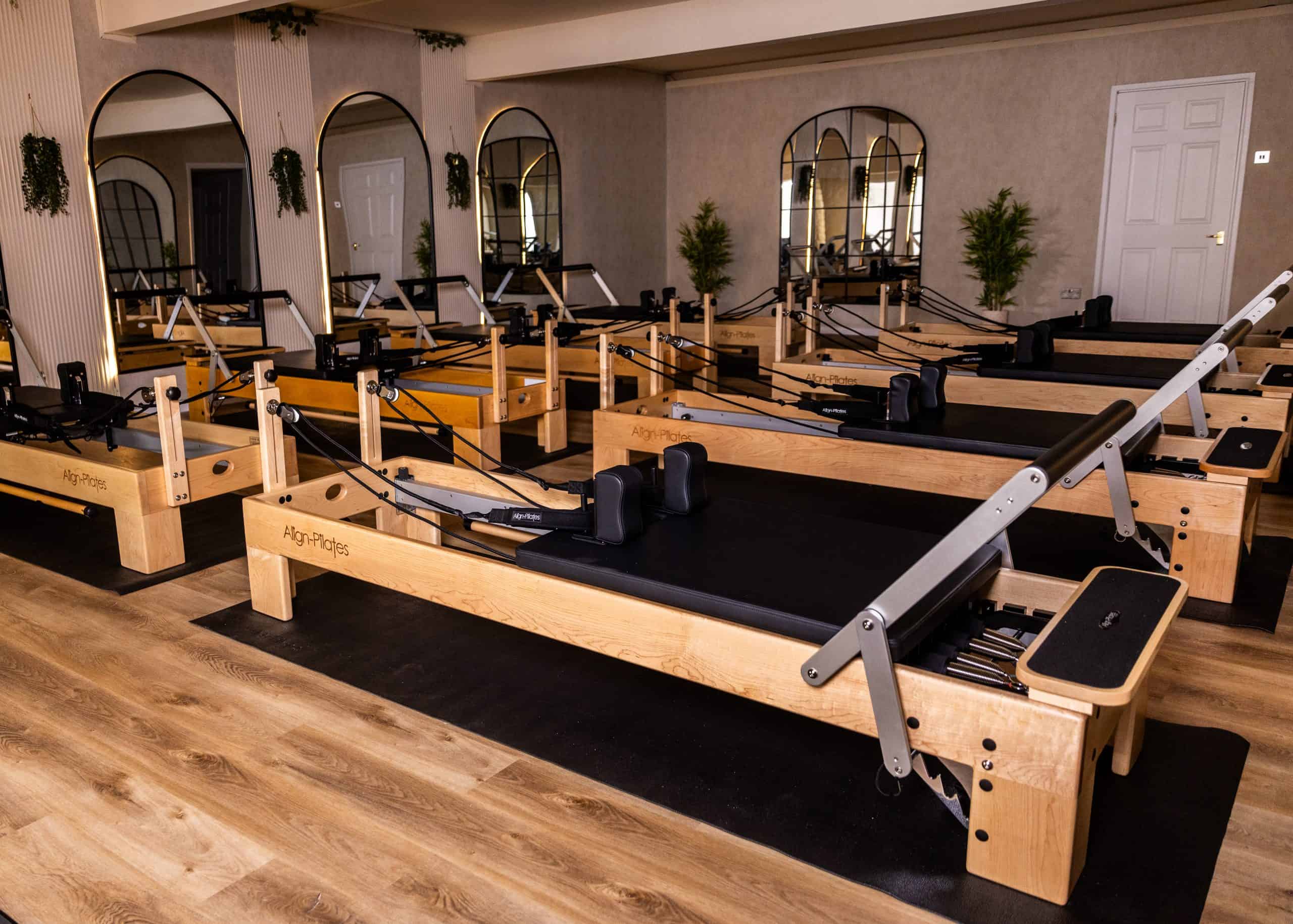 Align Pilates® M8-Pro Maple Wood Reformer Bundle (inc. Sitting Box)