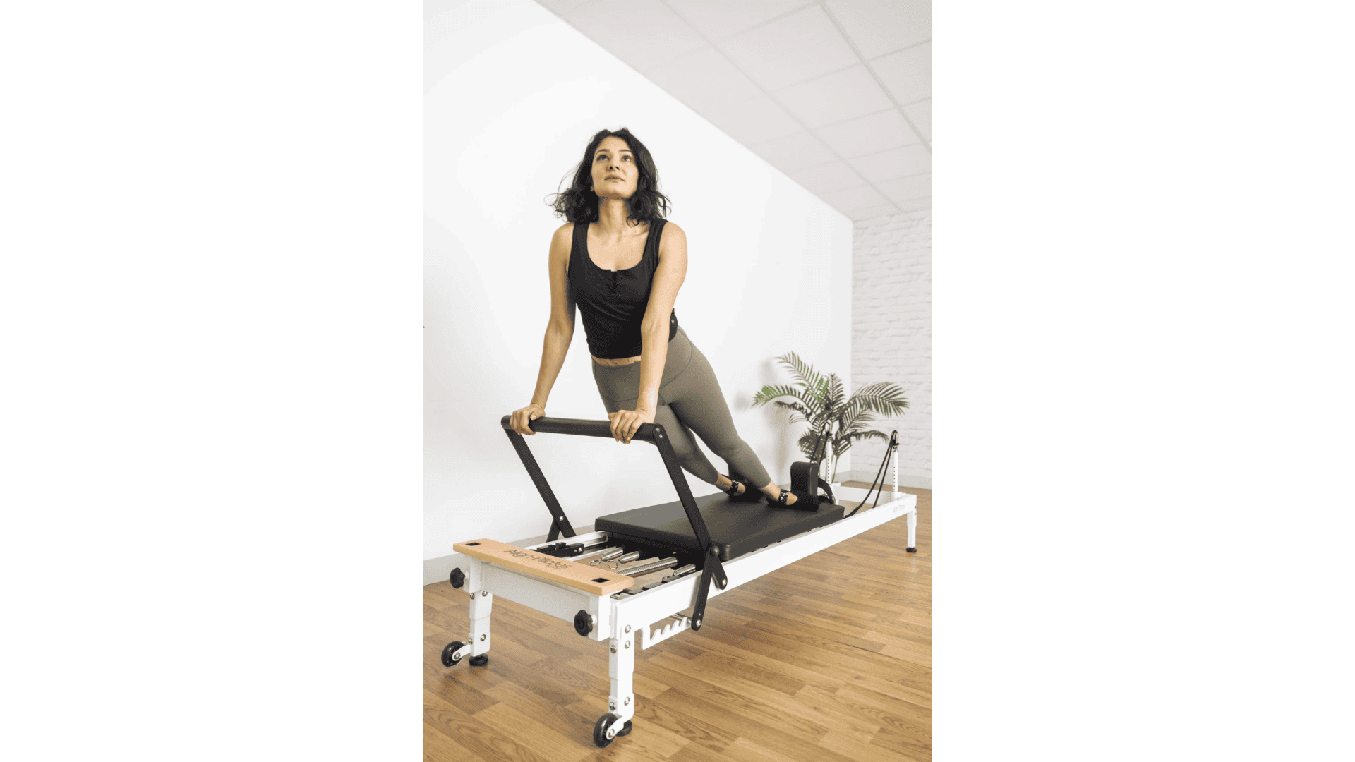 Align Pilates® R8-Pro Reformer