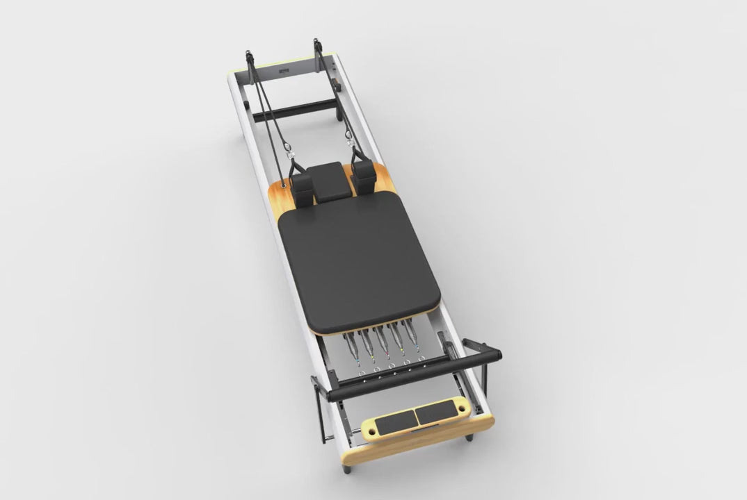 Peak Pilates - casa™ Reformer