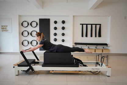 Align Pilates® C8-S White Studio Reformer Bundle