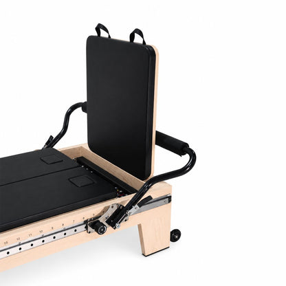 Elina Pilates Twin Reformer in black, detail view