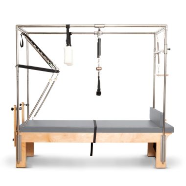 Elina Pilates - Cadillac Reformer