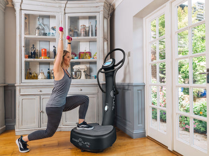 Lunge exercise using the Power Plate my5 at home